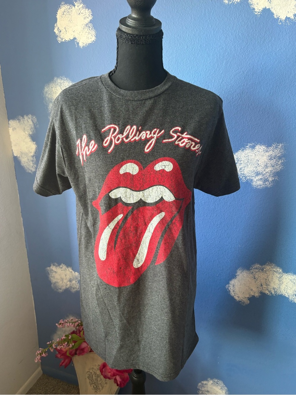 The Rolling Stones Classic Gray Graphic Tee with Red Tongue Logo, Women’s Medium